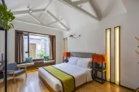 Luoyang lanshe Hotel (Luoyi ancient city store)