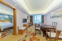 Vienna Hotel (Nanxiong Times Plaza)