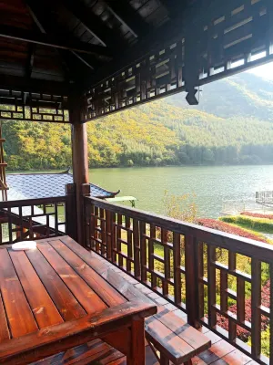 kuandianfujungjiudian - Mountain view