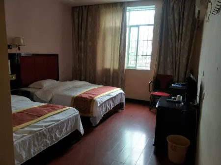 Jinping Shuntian Hotel