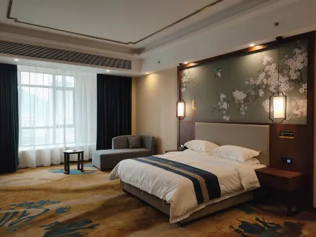 Dong Shan Hotel of Xiang Xiang Отели рядом со станцией Xiangxiang Railway Station