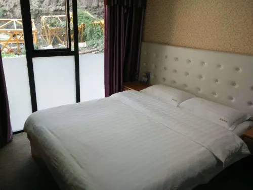 Nanjiang Jiayi Hostel