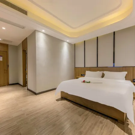 Huaying Liangtai International Hotel