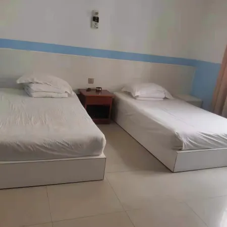 Daoxian Jinding Hotel