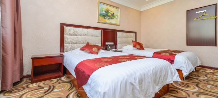 Fengfan Hotel Hotels in Wanyuan