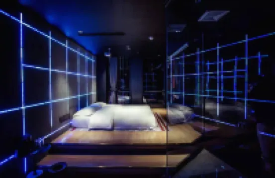 BONDING Love Hotel
