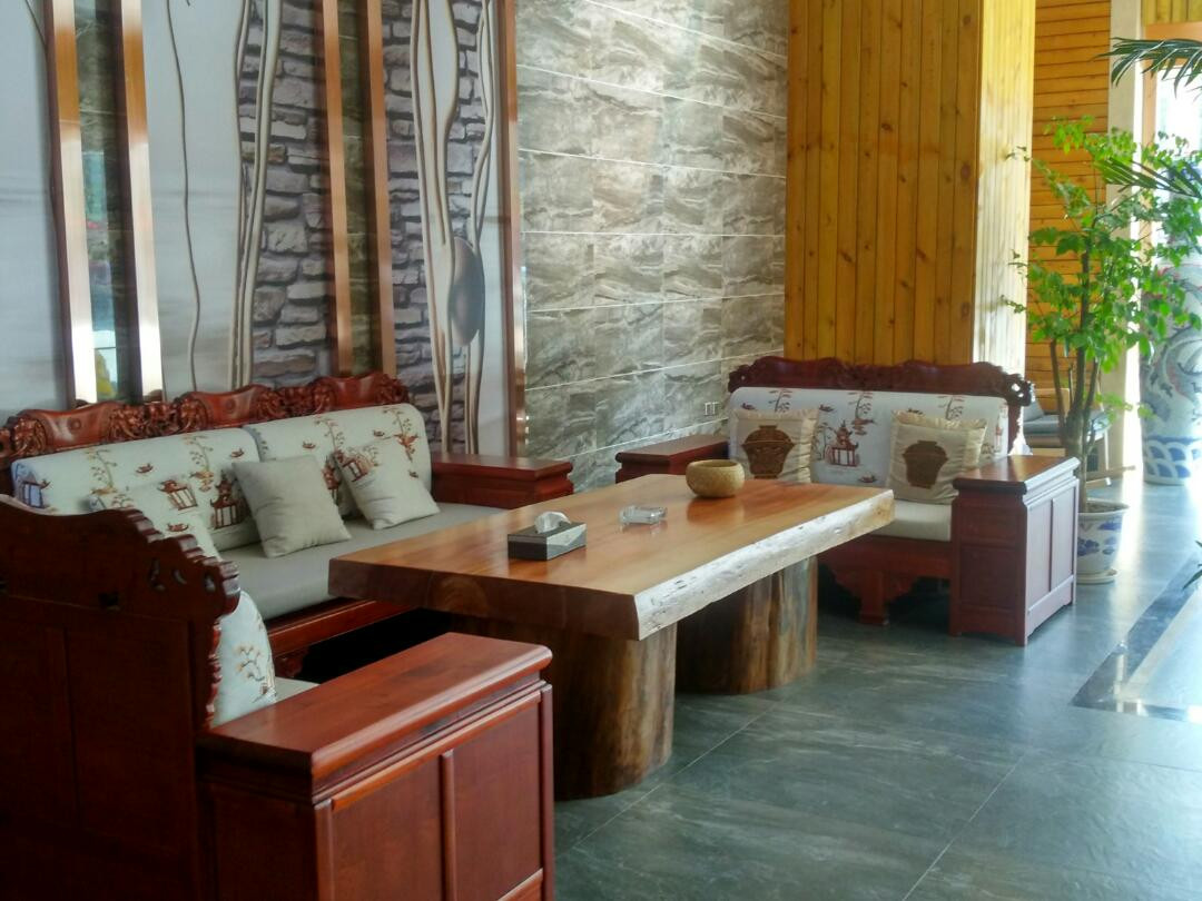 Qiongdu Hotel Over view