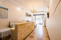 Neixiang Yixin Business Hotel
