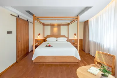 Ibis Styles Hotel (Taiyuan Liuxiang Zhonglou Street Store) Hotels near Huidu Shopping Center