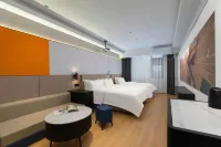 Orange Hotel (Zhuzhou Railway Station Central Plaza)