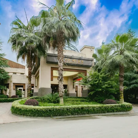 Poly Hot Spring Spa Hotel