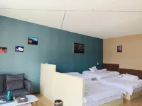 Qamdo Elf E-sports Hotel