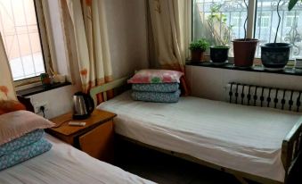 Fengcheng Xinhua Hostel