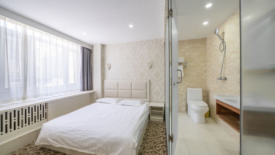 Chifeng Hefeng Hotel