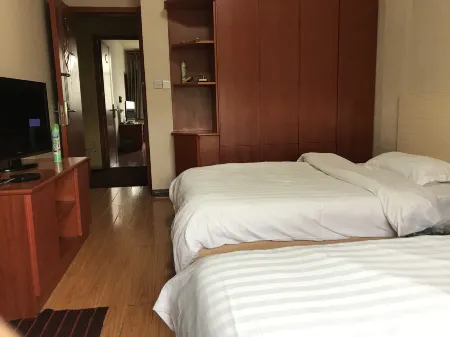 Langning Hotel Отели рядом с достопримечательностью «Langxixian Wuyuan Shan Shui Nongye Park»