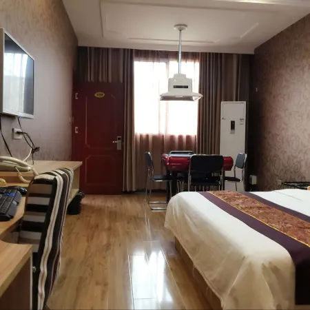 Huaxia Hotel