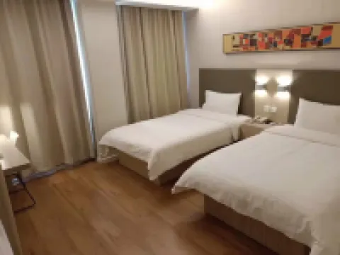 漢庭飯店（瀋陽黎明廣場地鐵站店） 东陵附近的飯店