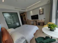 Yilong Lanshe Hotel Hotels in Yilong