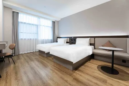 HanTing Hotel (Fuzhou Baolong Guangchang Jiaotong Road)