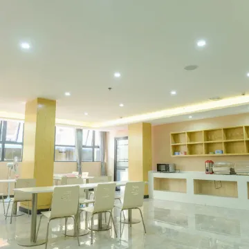 Shankee Hotel (Lipu Central Plaza) Отели в г. Липу