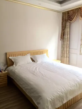 Pedestrian Street Hotel