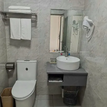 Linwu Jiahua Hotel