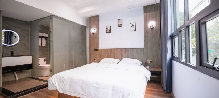 Fengyuan Hotel Hotels in Leiyang