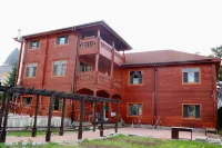 Mohe Youran Mountain Residence Hotel di Mohe