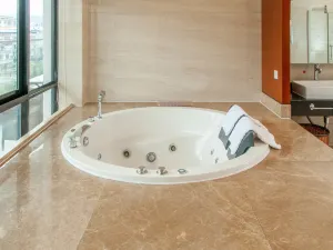 Tianyang International Hotel