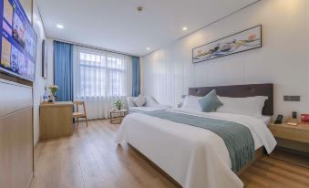 Radisson Blu Hotel (Beilun Huashan Road)