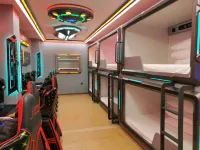 Anshun New World E-sports Hotel - Esports