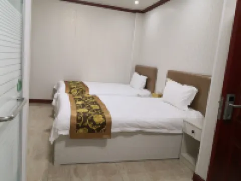 Wangjiang Romantic Yuan Hotel