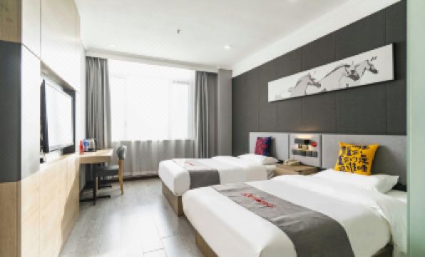 Junyi Hotel (Tianjin Binhai International Airport  Huaming Branch)