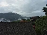 Ping an Old Local Inn in Longji Terraces (Seven Stars with Moon View Terrace)