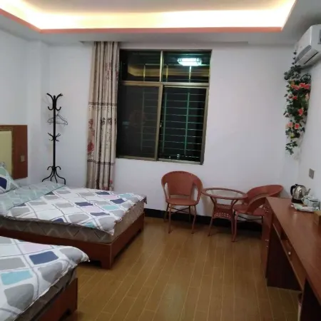 Changjiang Kapok Bay Inn