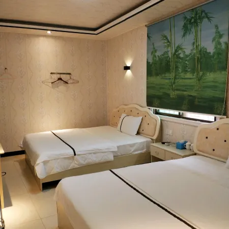 Pingjiang Junpuzhai Hotel