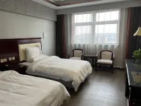 Pinglu Yuebanwan Business Hotel Hotel di Pinglu