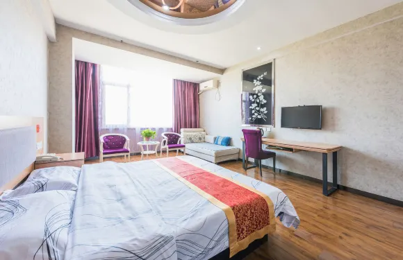 都市118連鎖酒店保定曲陽濱河南店