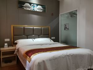 Lijiang Bandao Business Hotel