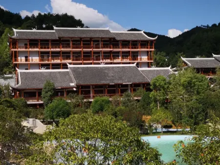 Jianhe Yinlan Fashion Hotel Отели в г. Цзянхэ