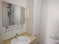 Quwo Dexin Business Hotel
