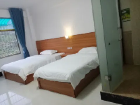 Xinyi Hotel Hotels in Xilin
