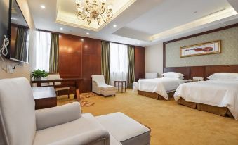 Vienna Classic Hotel (Suzhou Yangchenghu Peninsula, HB Film and Television City)