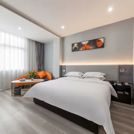 Home Inn Baiyun Hotel (Longyan Institute of Technology Wanda Plaza Branch)