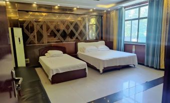 Northeast Longjiang Hotel (Zhengding Nancheng Branch)