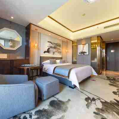 東湖大酒店（揭陽榕城區東湖公園店） Rooms