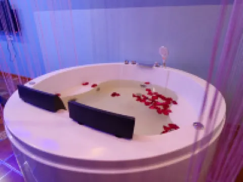 Qilong Express Hotel (Tumen's Second Department Store) Hotels in Tumen