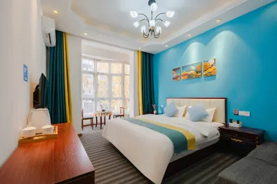 Hello Light Hotel (Chengdu Wenjiang University Town store) Hotel berhampiran Liucheng Residential District Wansheng Community Activity Center