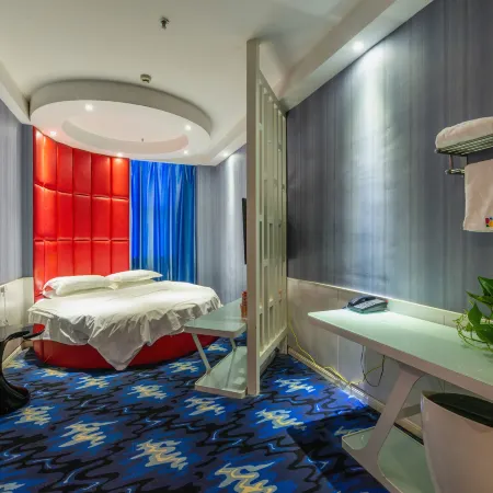 Yuechao Impression Fashion Hotel