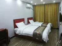 Wanzai Haolong Business Hotel